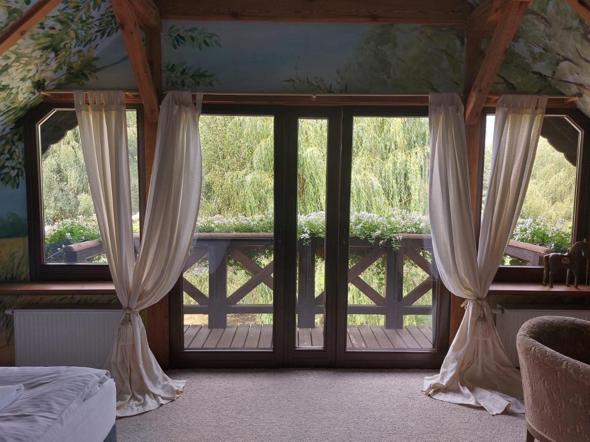 Tamarynowa Osada - Kraina Udanego Wypoczynku Villa Lowyn Ngoại thất bức ảnh