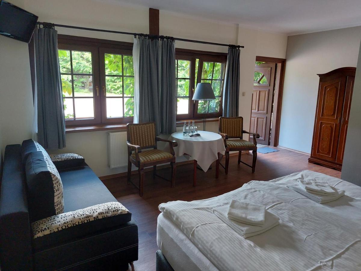 Tamarynowa Osada - Kraina Udanego Wypoczynku Villa Lowyn Ngoại thất bức ảnh